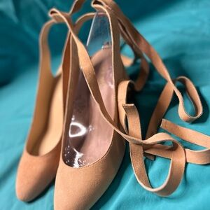 Nine West Tan Heels with Elegant Ankle Straps